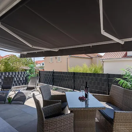 Apartment Rosi *